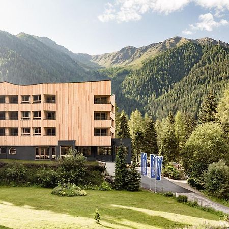 Falkensteiner Hotel Antholz - Adults Only ภายนอก รูปภาพ