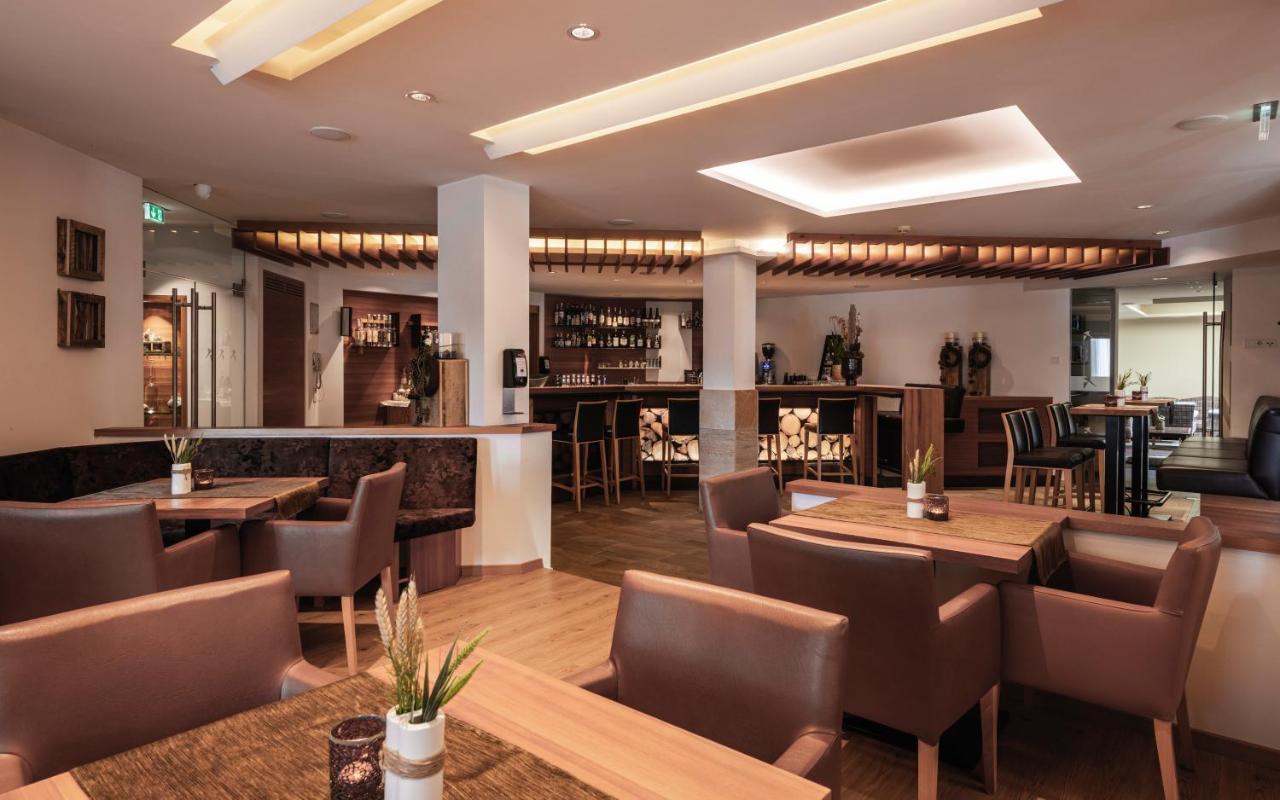 Falkensteiner Hotel Antholz - Adults Only ภายนอก รูปภาพ